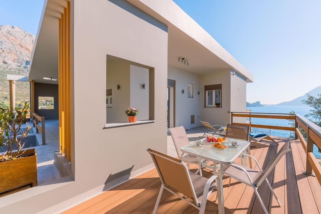 Sunset Dreams Spyros Apartment Skaliá Exterior foto